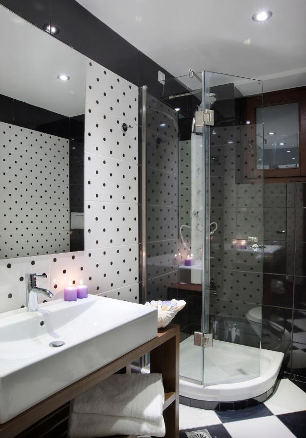 Aberratio Boutique 3*